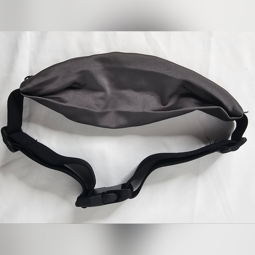 FITKICKS Unisex women’s Men's Gray & Black Waist Fanny Belt Bag - Picture 6 of 7